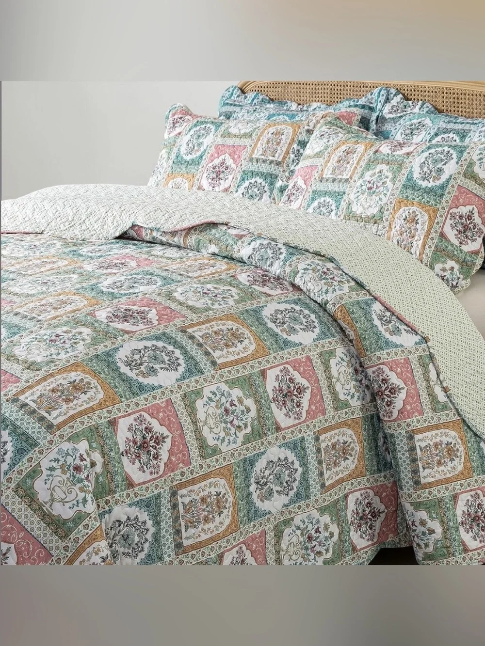 NEW Anthro Multicolor Patchwork Floral Boho Queen / King Bedding Quilt Sham Set